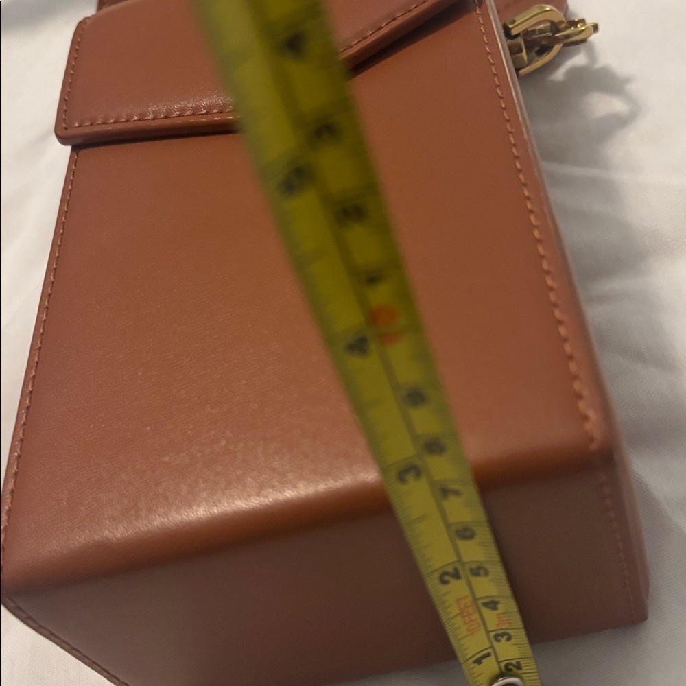 Charles & Keith Tan Brown Leather elongated Crossbody Bag magnetic closure - Picture 12 of 16